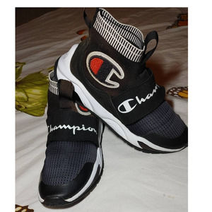 Champion Rally Pro CM100018M sock sneakers size US 5Y